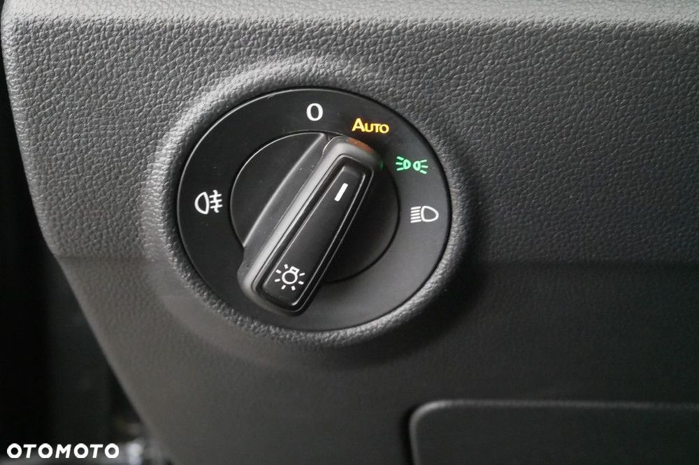 Volkswagen T-Roc 1.5 TSI Life DSG - 25