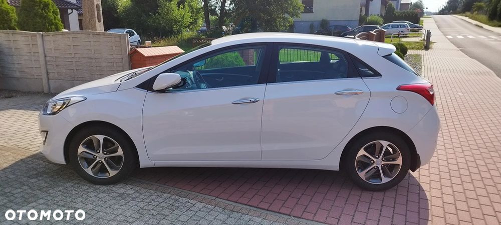 Hyundai i30 1.4 Premium - 6