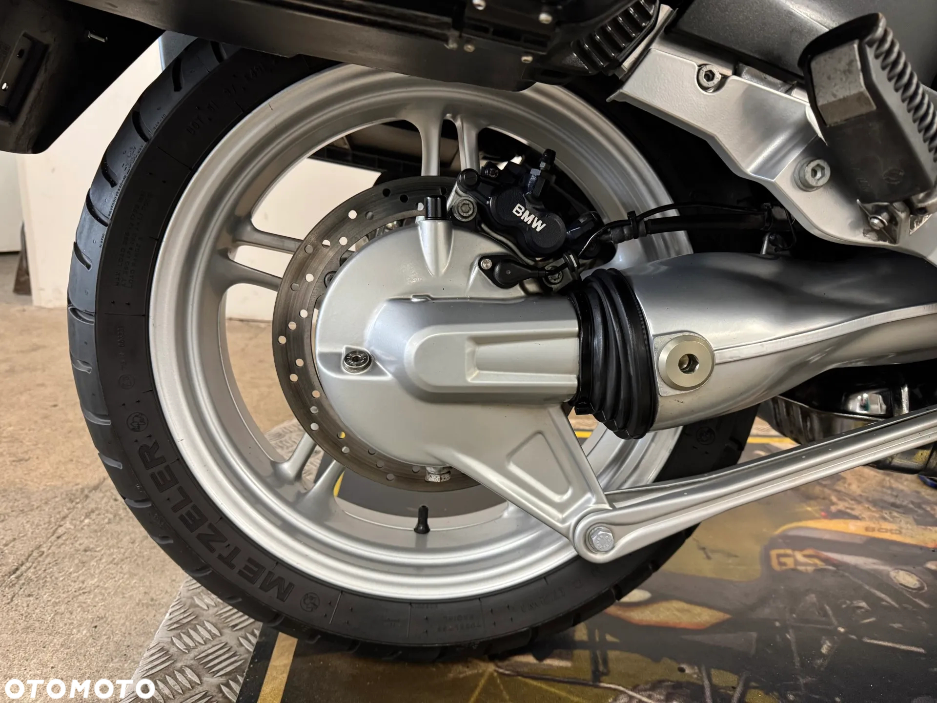 BMW R - 15