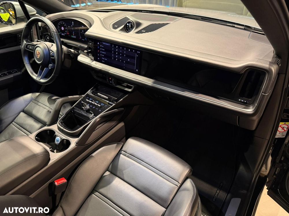 Porsche Cayenne Coupe - 19
