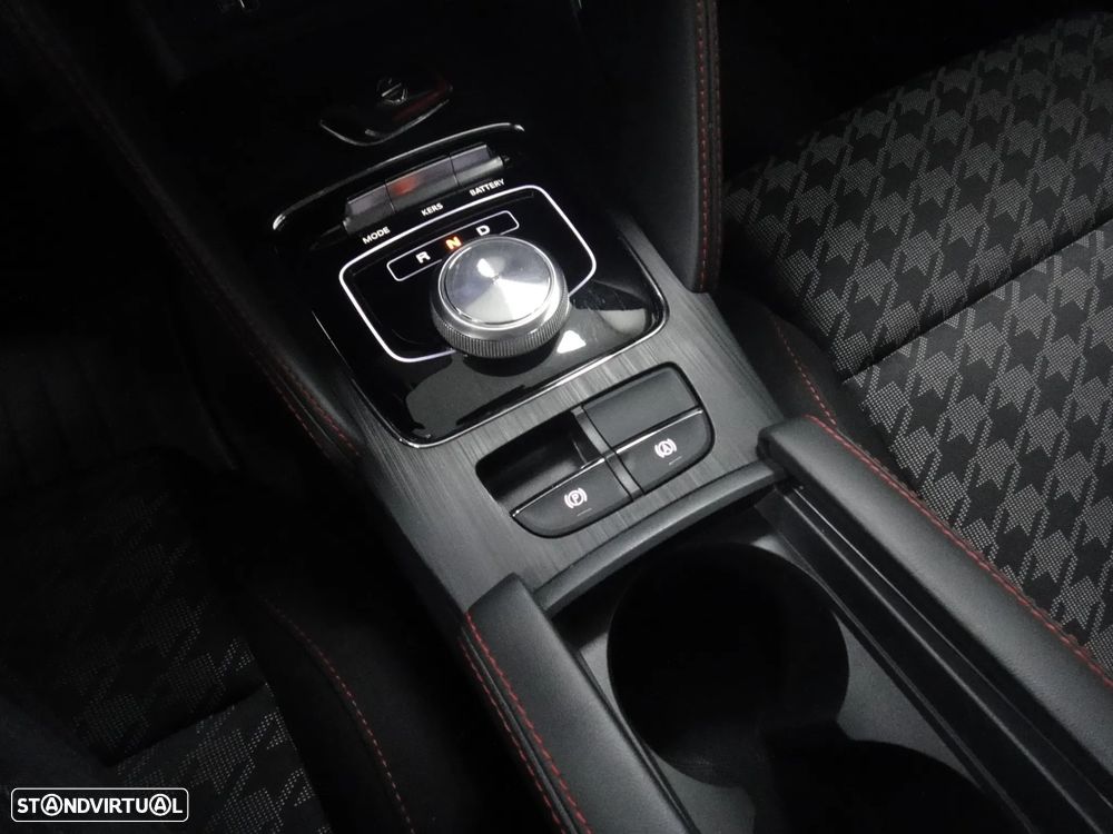 MG ZS Standard Comfort - 24