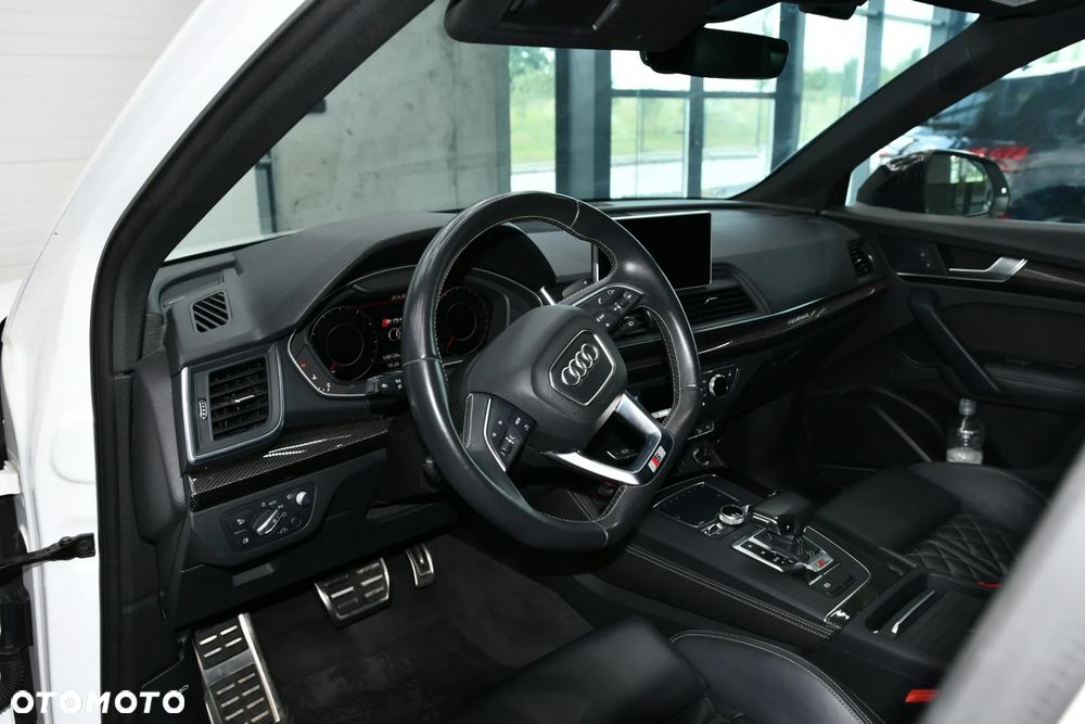 Audi SQ5 - 16