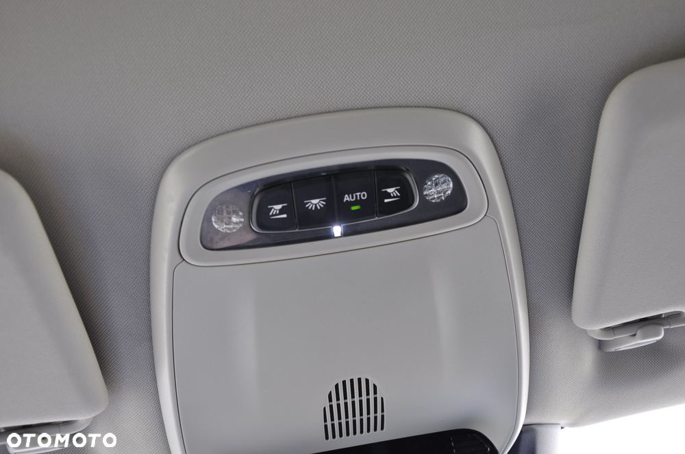 Volvo V40 D2 You - 16