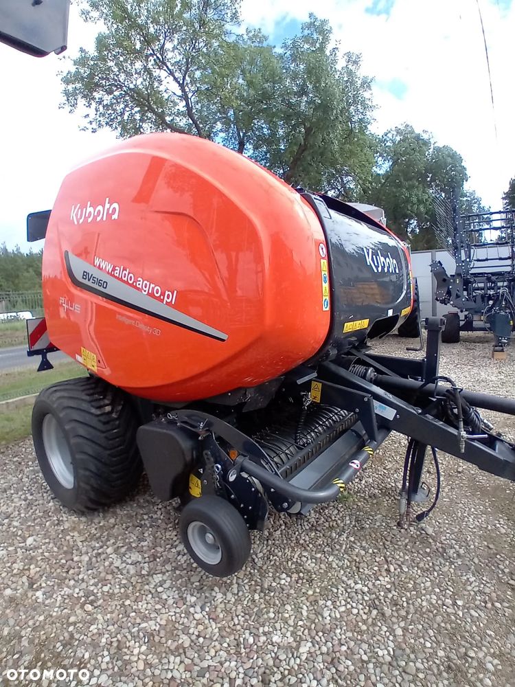Kubota Prasa zmienno-komorowa Kubota BV5160 SC14N - 1