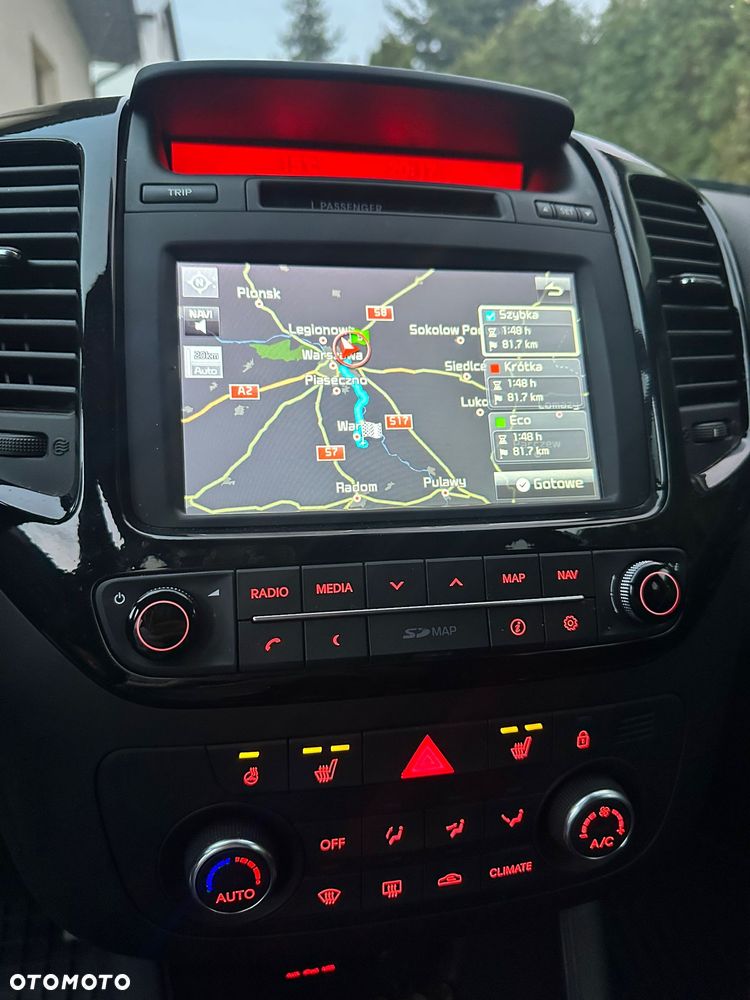 Kia Venga ver-1-6-business-line - 25