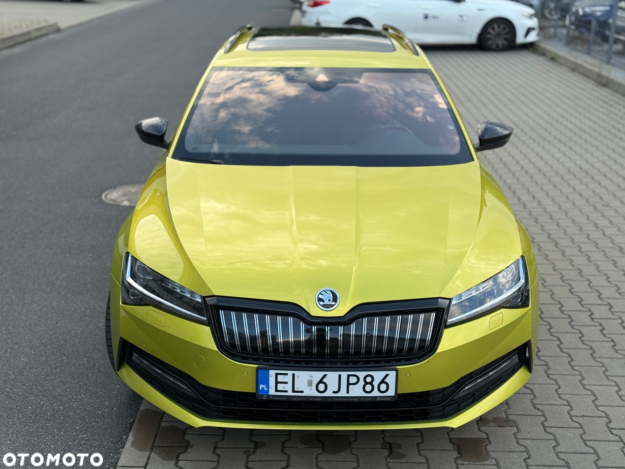 Skoda Superb 1.5 TSI iV DSG Sportline - 2
