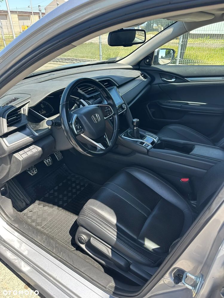 Honda Civic 1.5 T Executive - 15