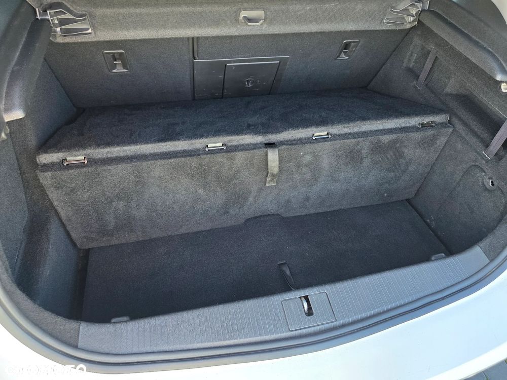 Opel Astra 1.4 Turbo Color Edition - 19