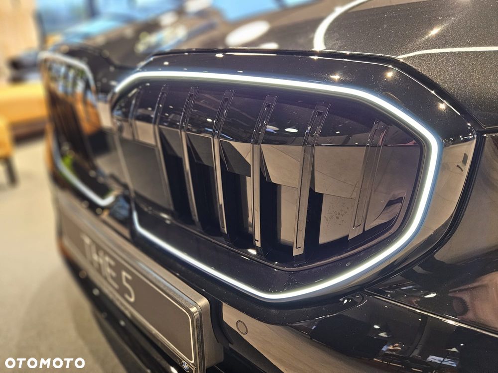 BMW Seria 5 530e - 21