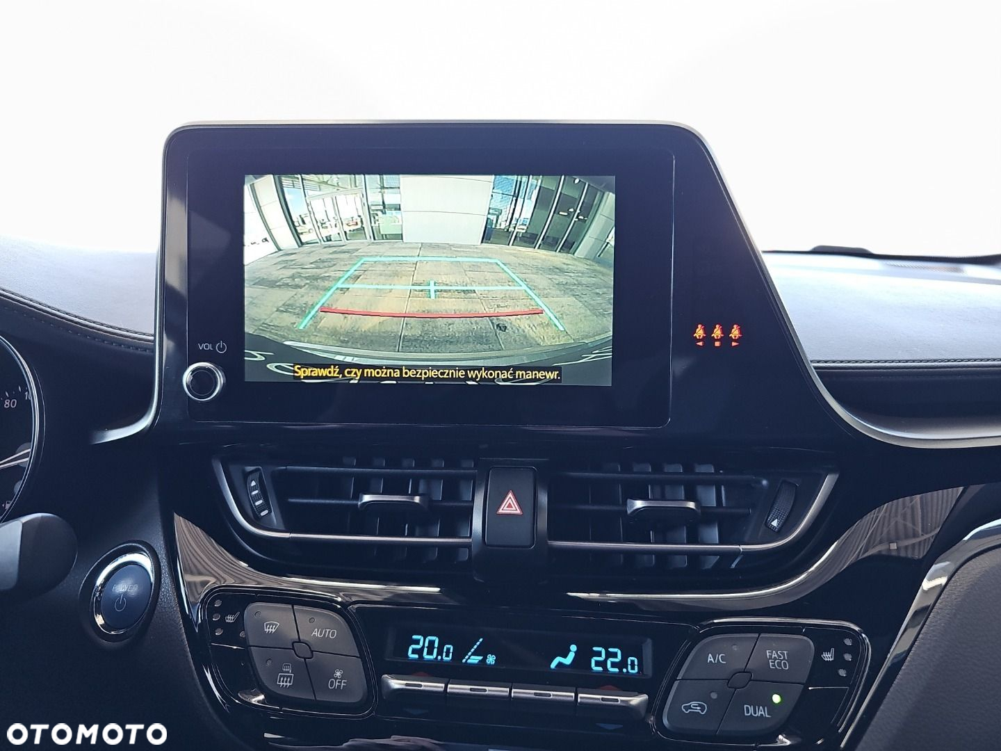 Toyota C-HR - 14