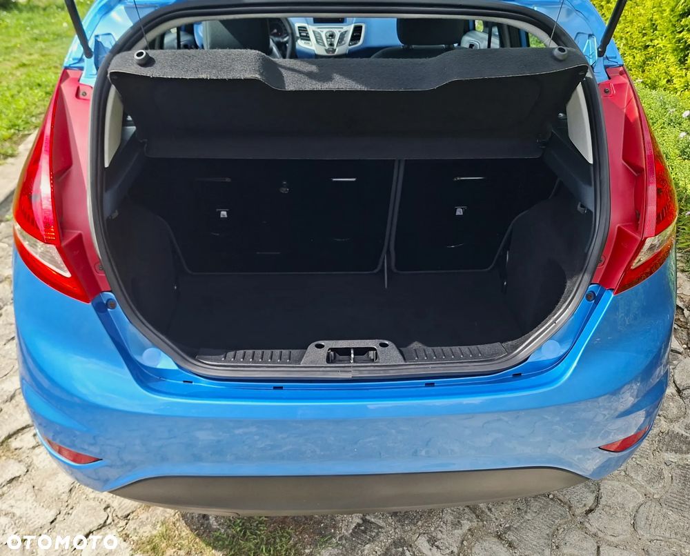 Ford Fiesta 1.25 Trend - 12