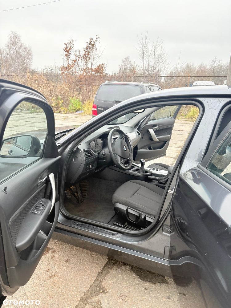 BMW Seria 1 116d - 21