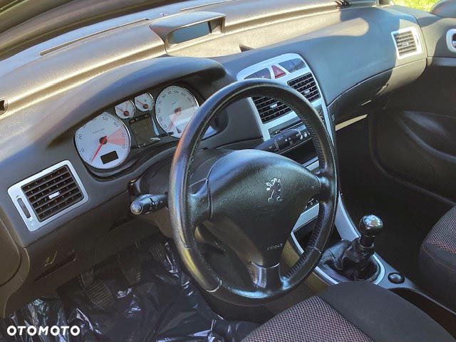 Peugeot 307 2.0 Oxygo - 11