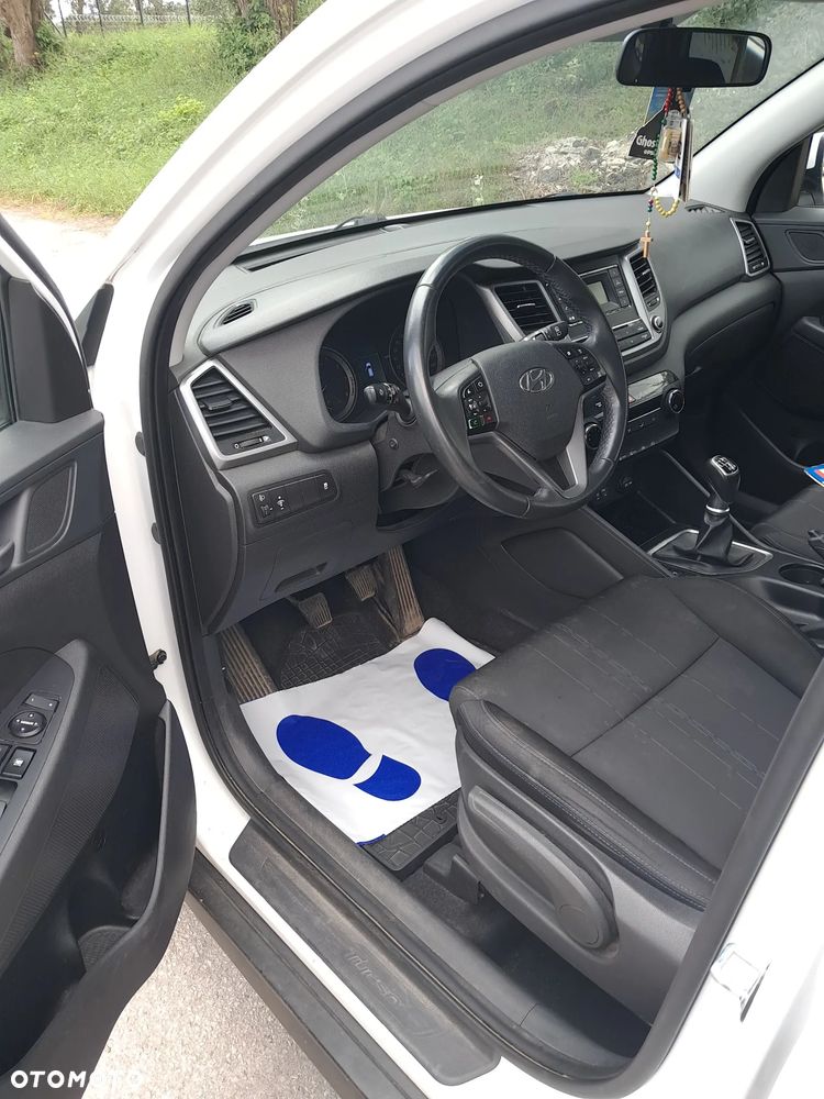 Hyundai Tucson - 8
