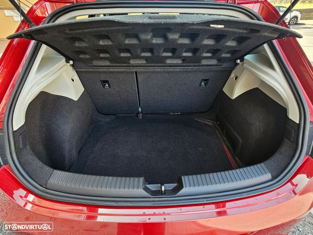 SEAT Leon 1.6 TDI Reference Ecomotive - 12