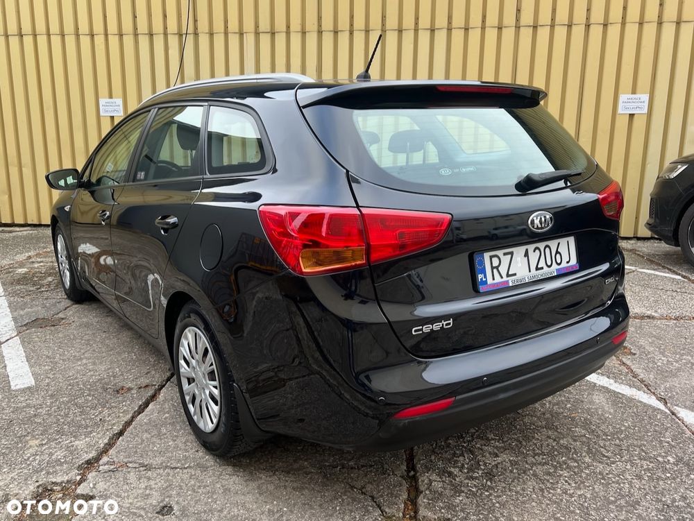 Kia Ceed 1.6 CRDi Business Line - 9