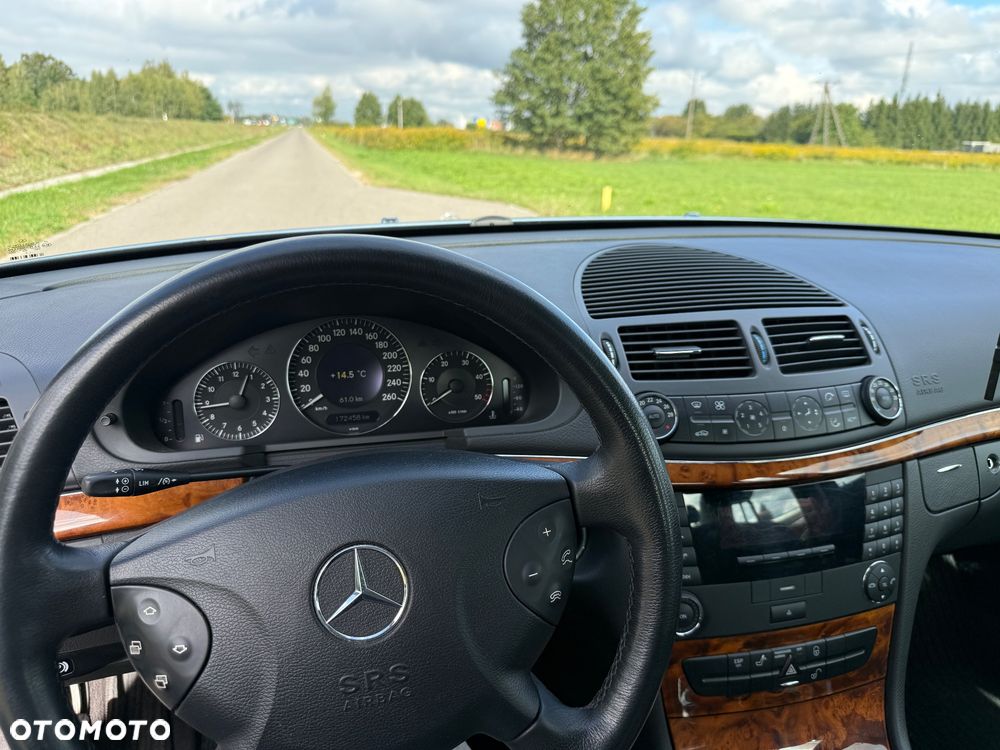 Mercedes-Benz Klasa E 220 CDI Elegance - 25