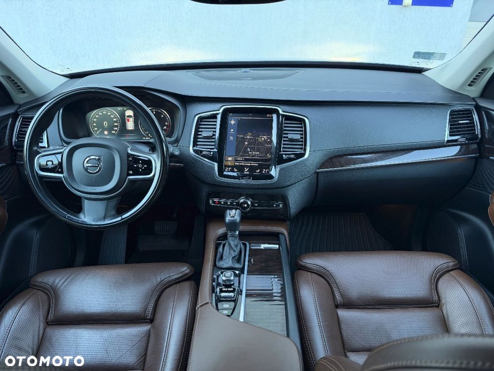 Volvo XC 90 - 6
