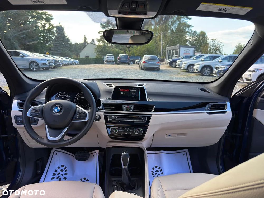 BMW X1 xDrive25i Advantage - 25