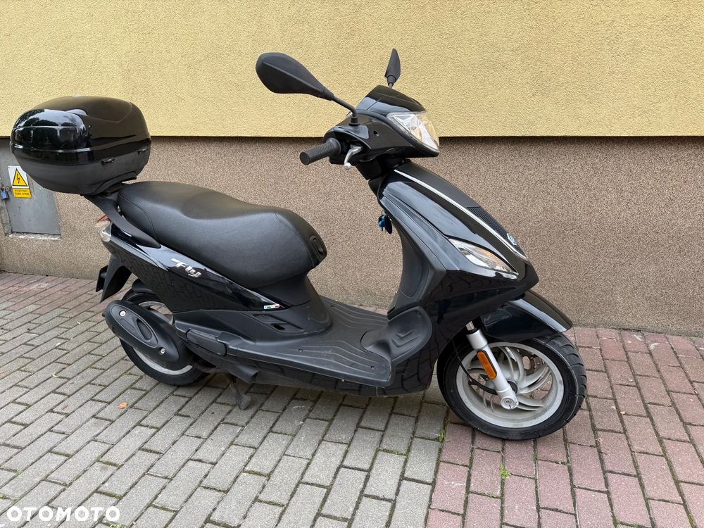 Piaggio FLY - 6