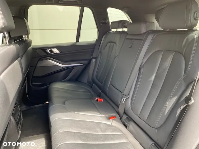 BMW X5 xDrive30d - 29