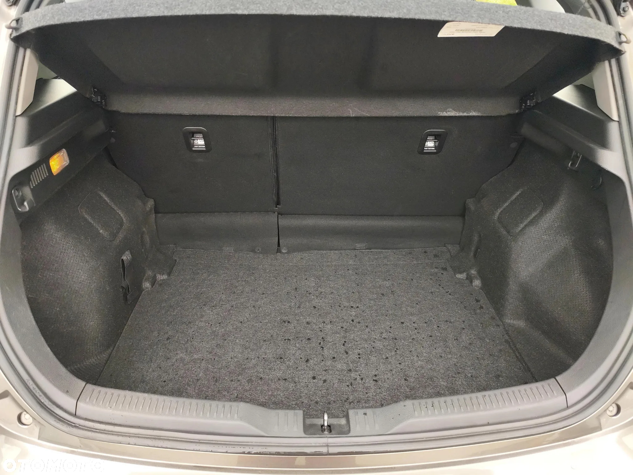 Toyota Auris 1.33 VVT-i Comfort - 17