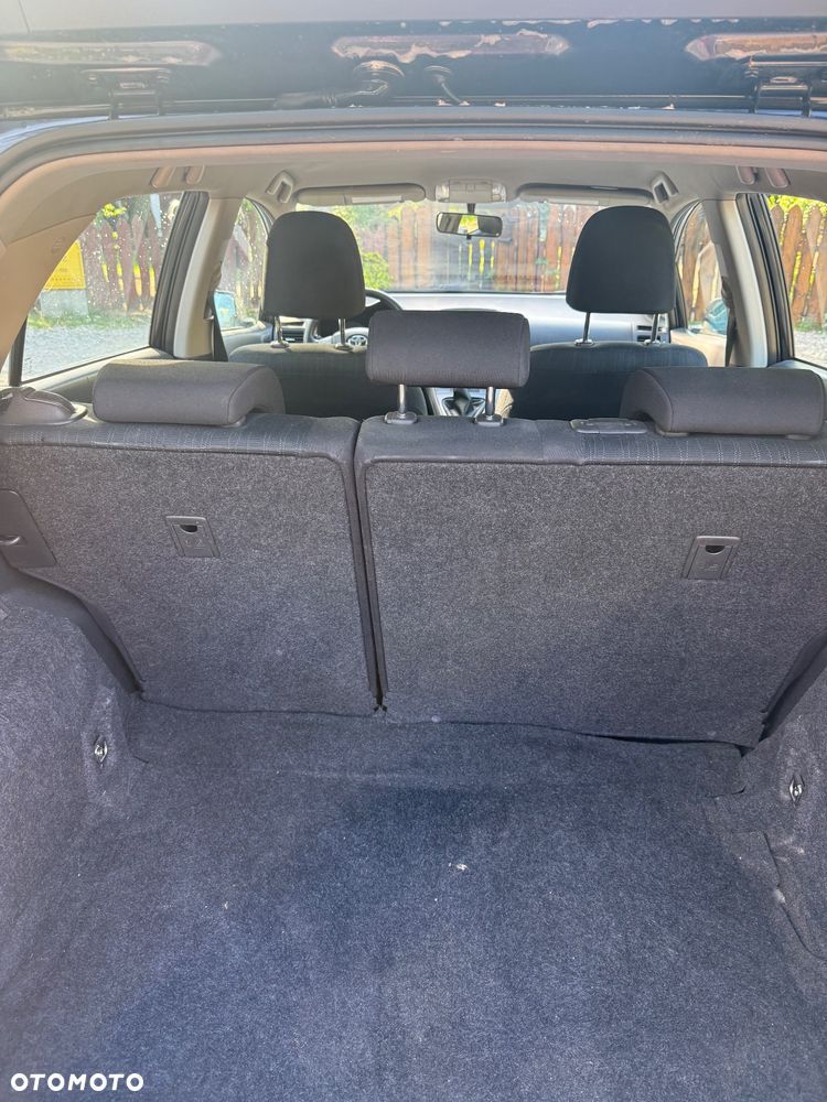 Toyota Auris 1.4 VVT-i Terra - 11