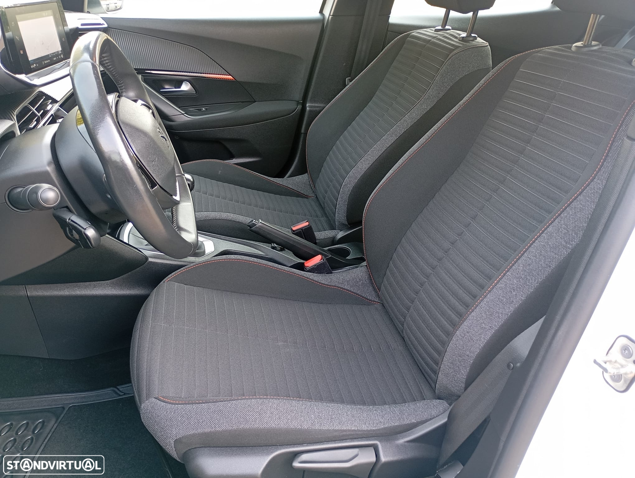 Peugeot 2008 BlueHDi 110 Active - 14
