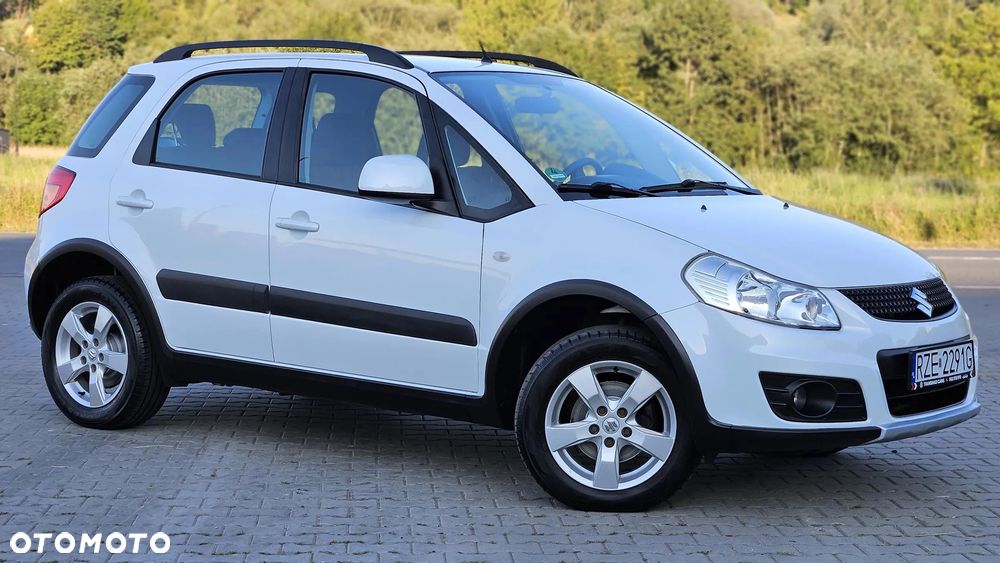 Suzuki SX4 1.6 VVT 4x4 Style - 4