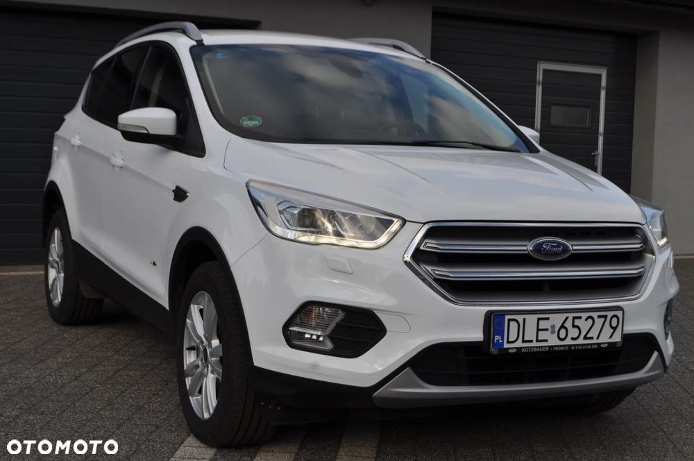 Ford Kuga 2.0 TDCi 4x4 Titanium - 39