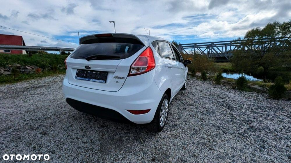 Ford Fiesta - 9