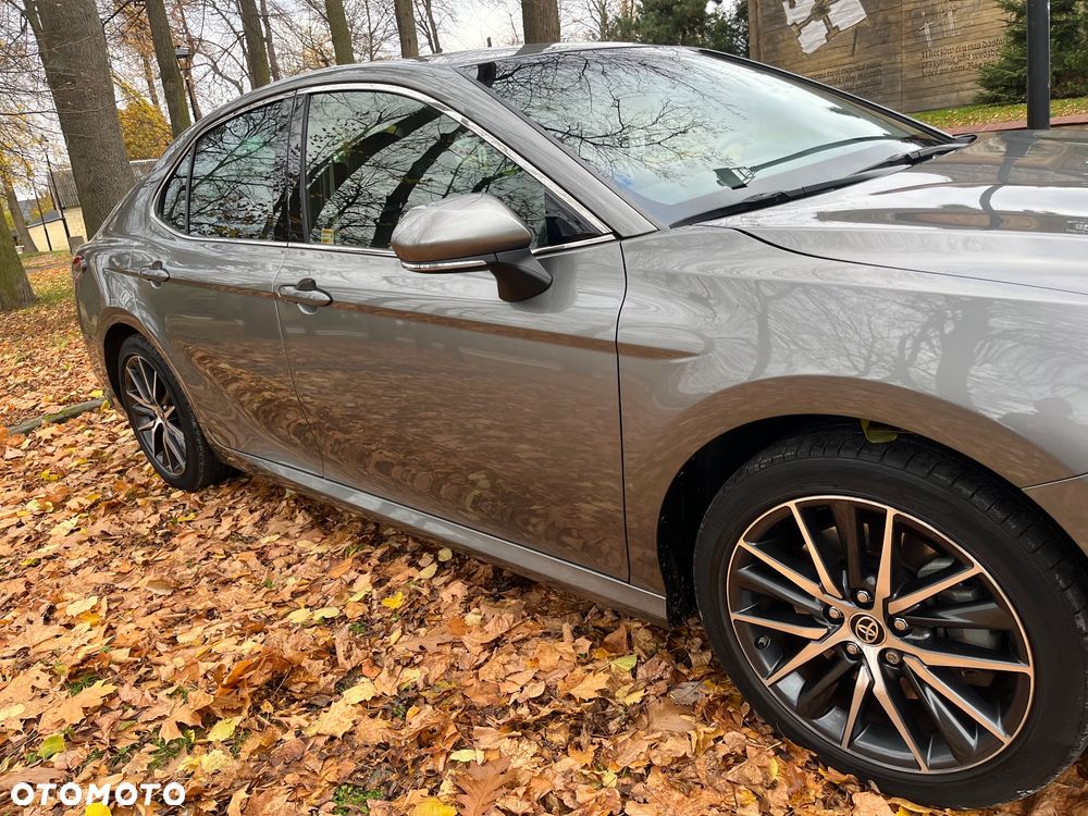 Toyota Camry 2.5 Hybrid Executive CVT - 3