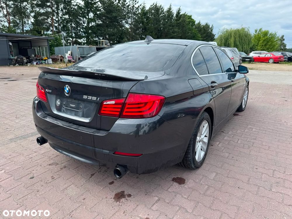 BMW Seria 5 535i - 5