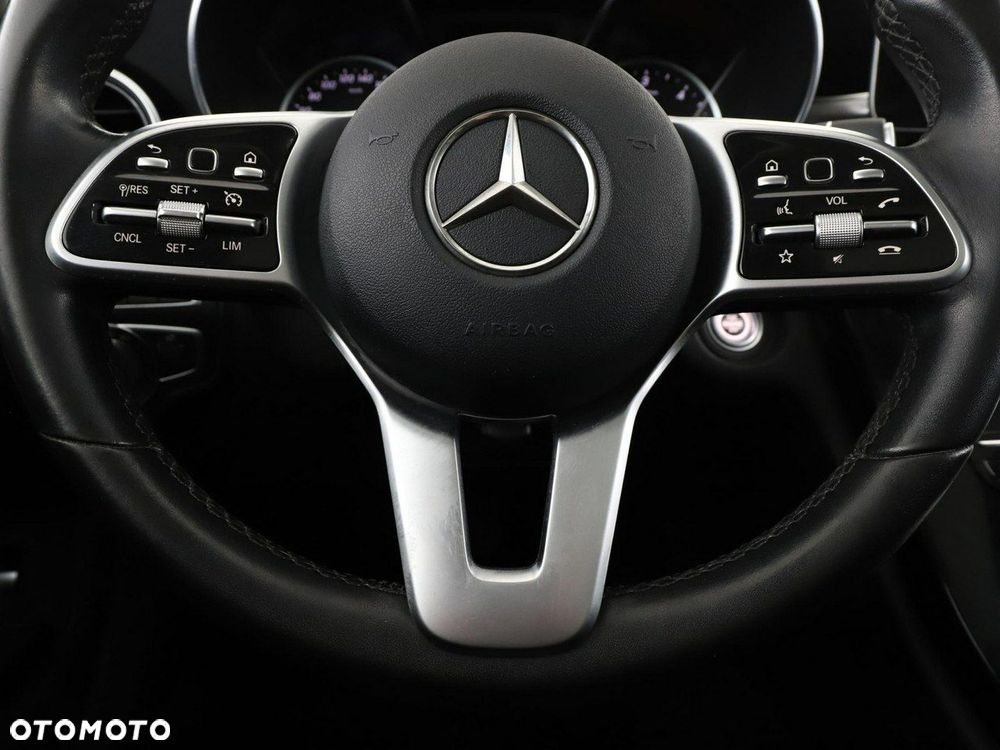 Mercedes-Benz Klasa C 220 d 9G-TRONIC Avantgarde - 22