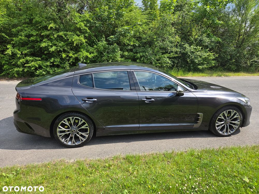 Kia Stinger 2.0 T-GDI GT Line - 8