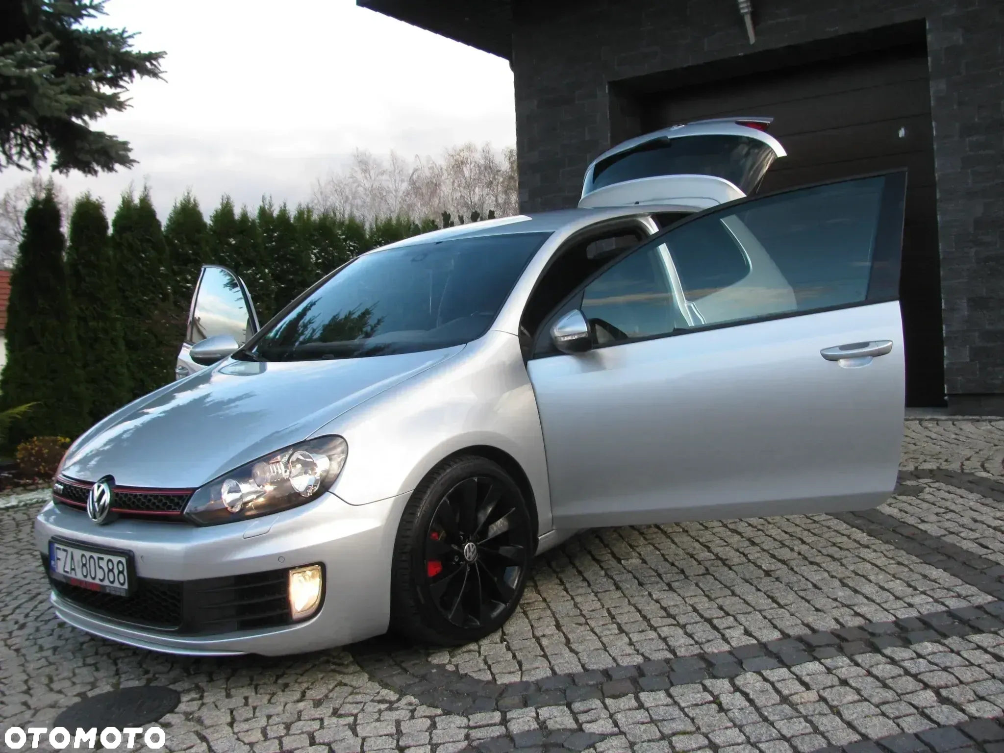 Volkswagen Golf 2.0 GTI DSG - 12