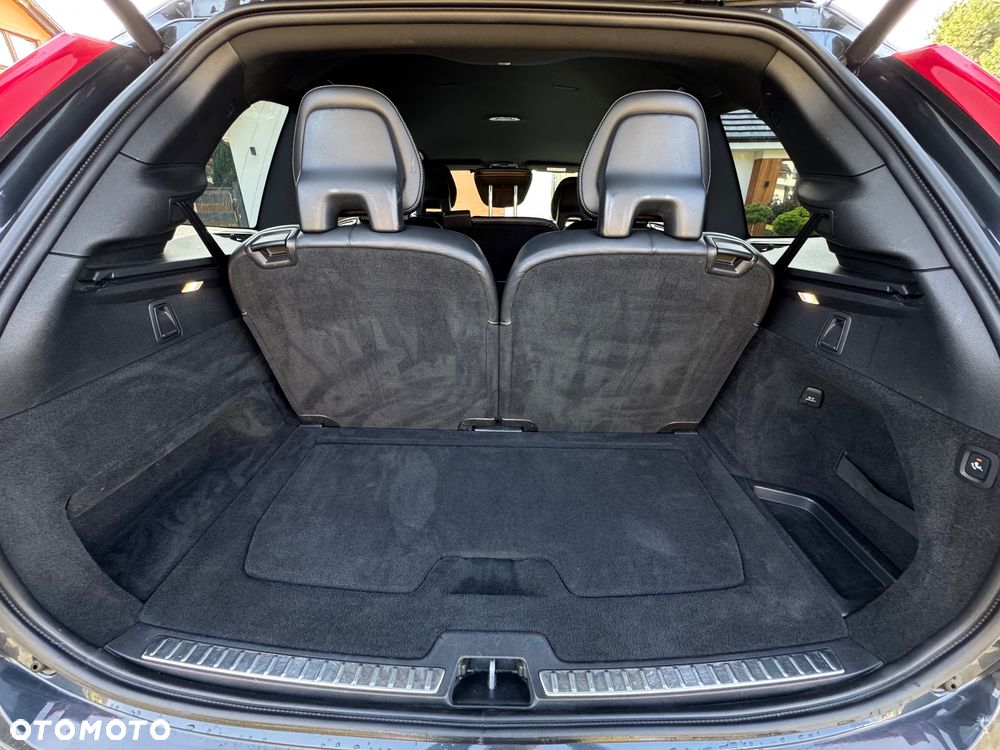 Volvo XC 90 D4 FWD R-Design 7os - 32