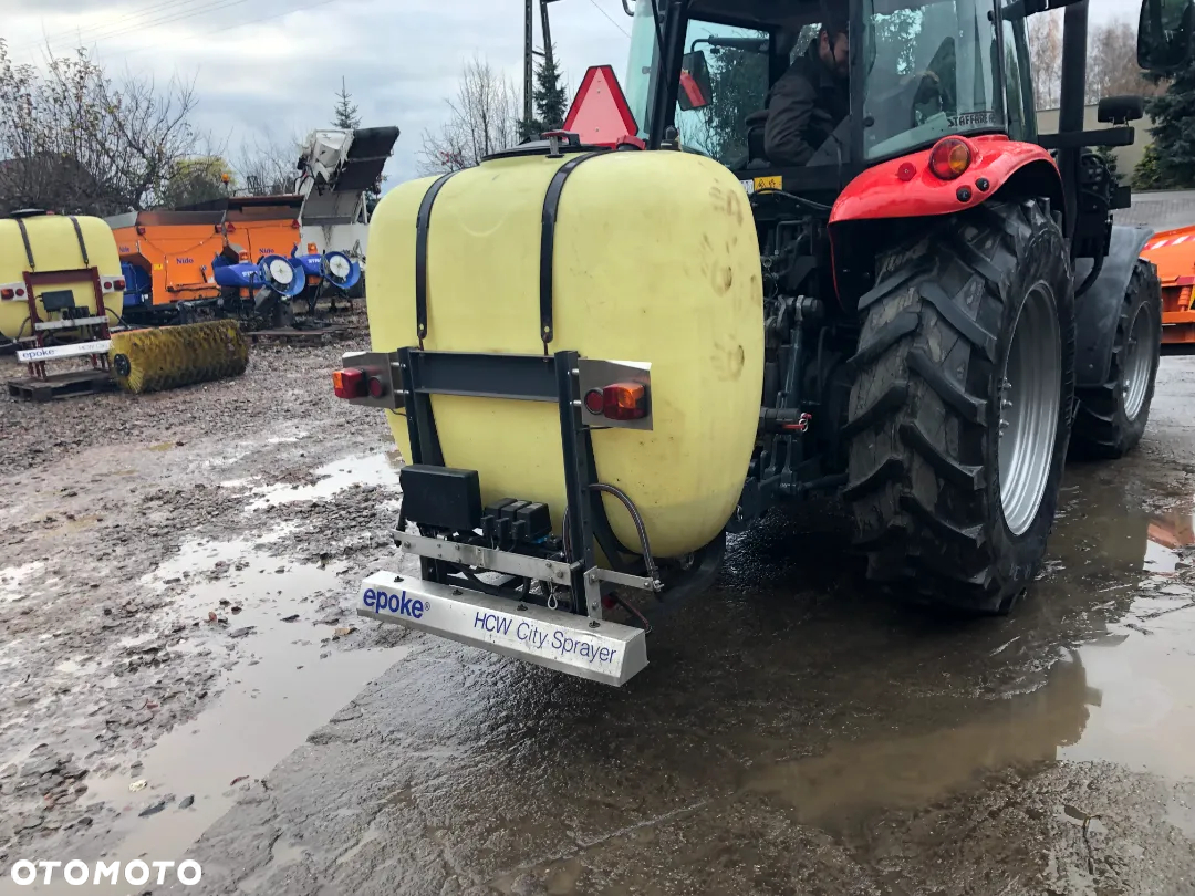 Massey Ferguson - 9