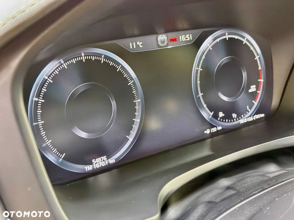 Volvo V60 Cross Country T5 AWD Geartronic - 19