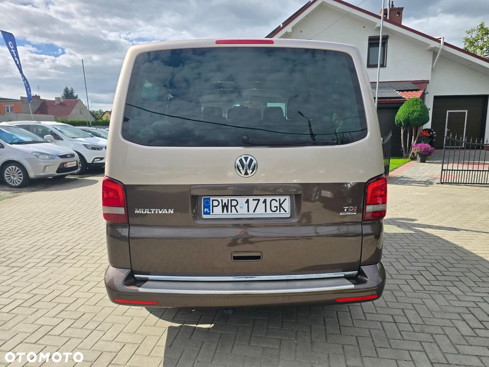 Volkswagen Multivan - 21