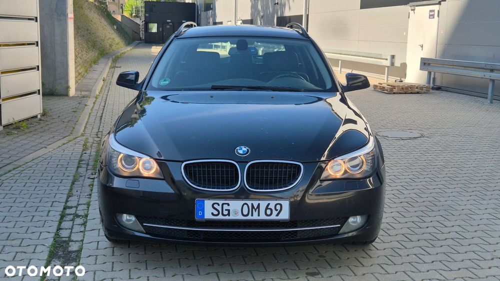 BMW Seria 5 520d Edition Exclusive - 2