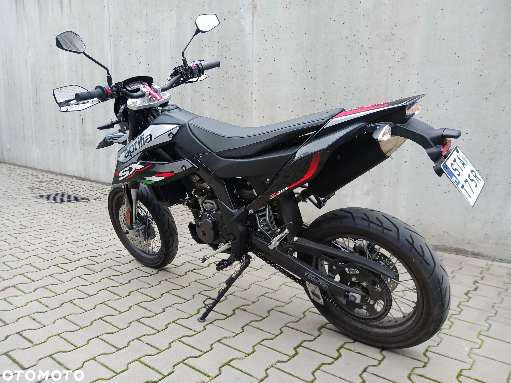 Aprilia SX - 9