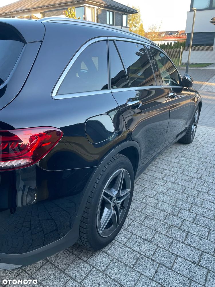 Mercedes-Benz GLC 220 d 4-Matic - 2