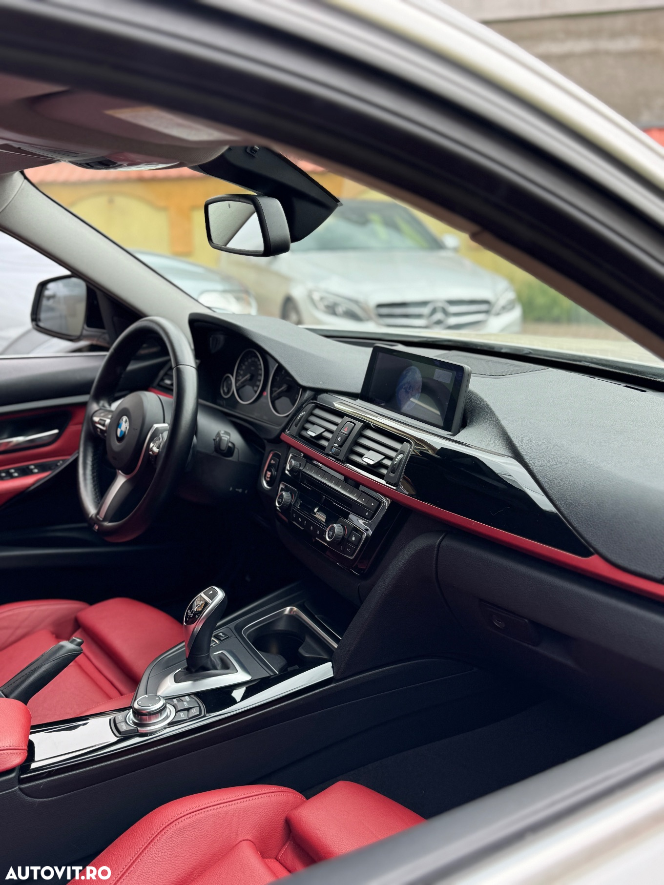 BMW Seria 3 328i Touring Sport-Aut. Sport Line - 10