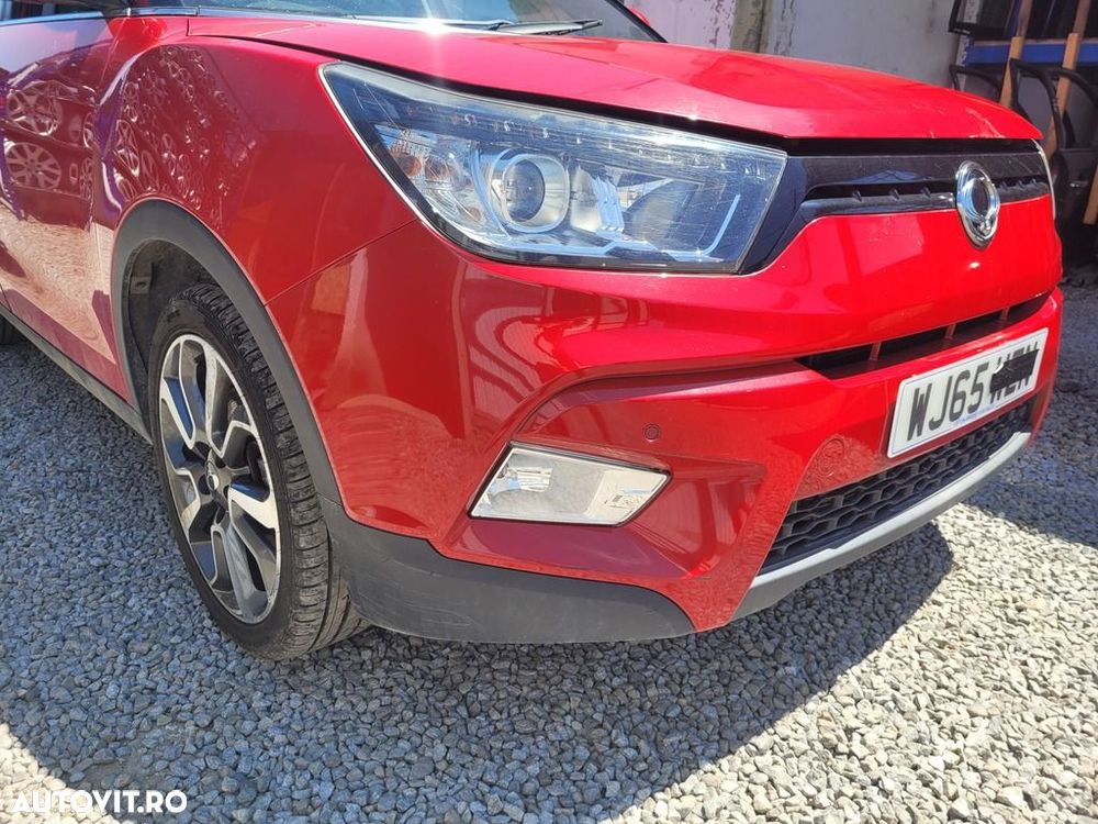 Bara fata SsangYong Tivoli 2015 - 2019 Flaming Red Pear RAM (1290) Diesel model fara ... - 2