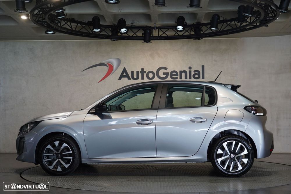 Peugeot 208 - 5
