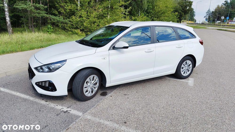 Hyundai i30 1.5 DPI Modern - 1