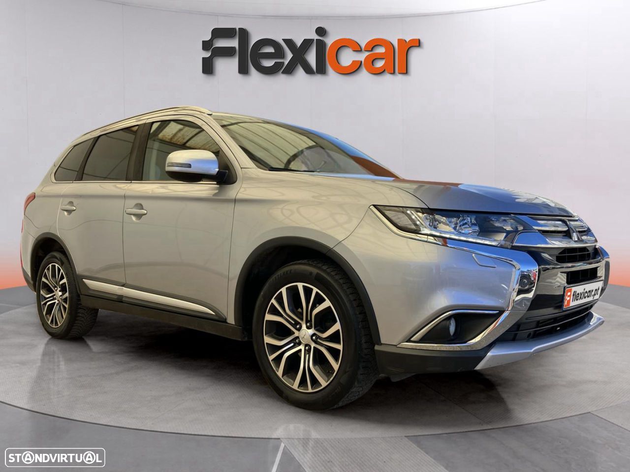 Mitsubishi Outlander 2.2 DI-D Instyle Navi AT 4WD - 1