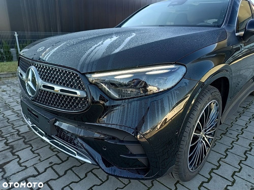 Mercedes-Benz GLC - 27