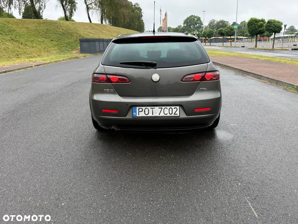 Alfa Romeo 159 - 6